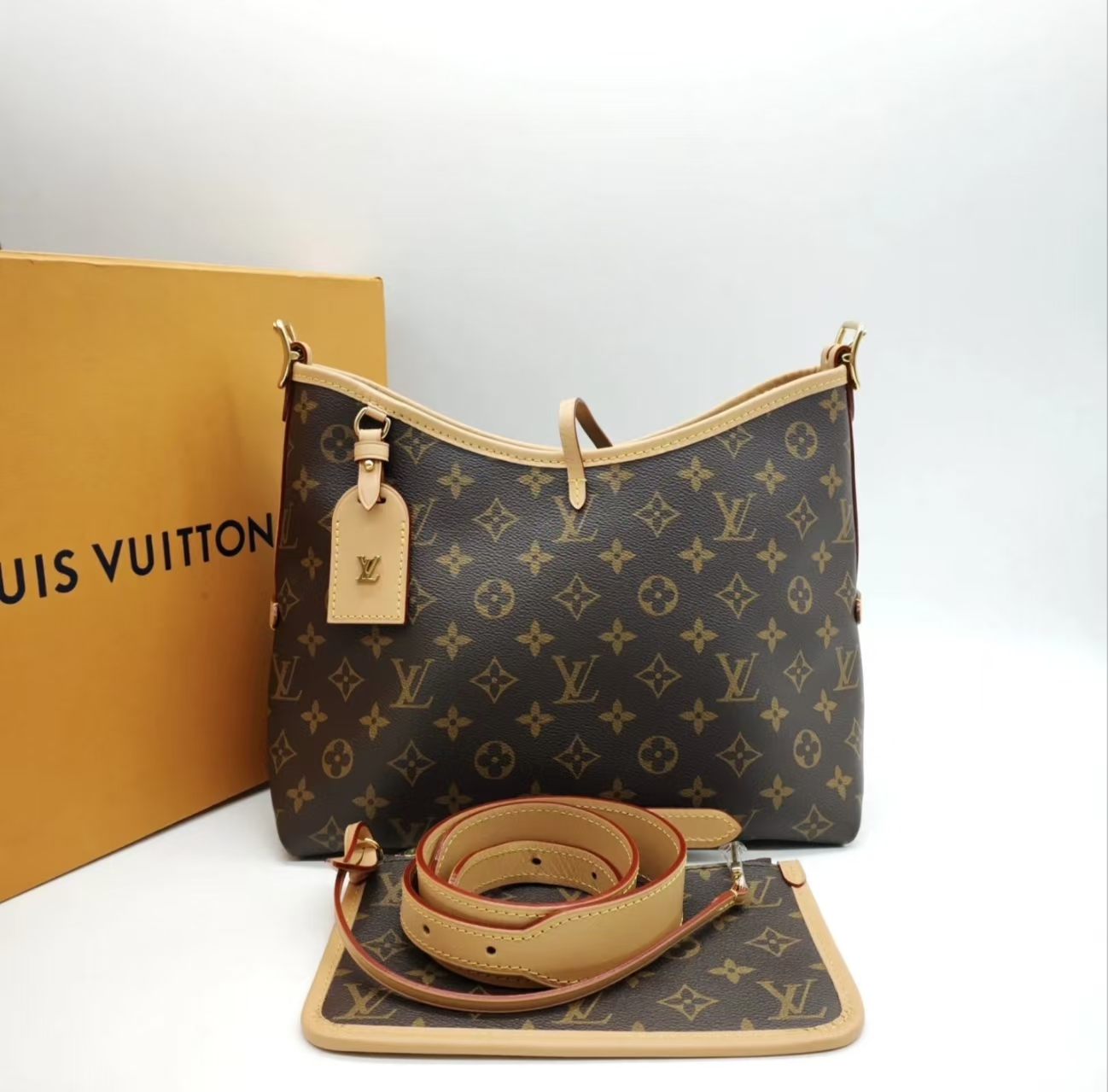Louis Vuitton · Carryall New LV Women